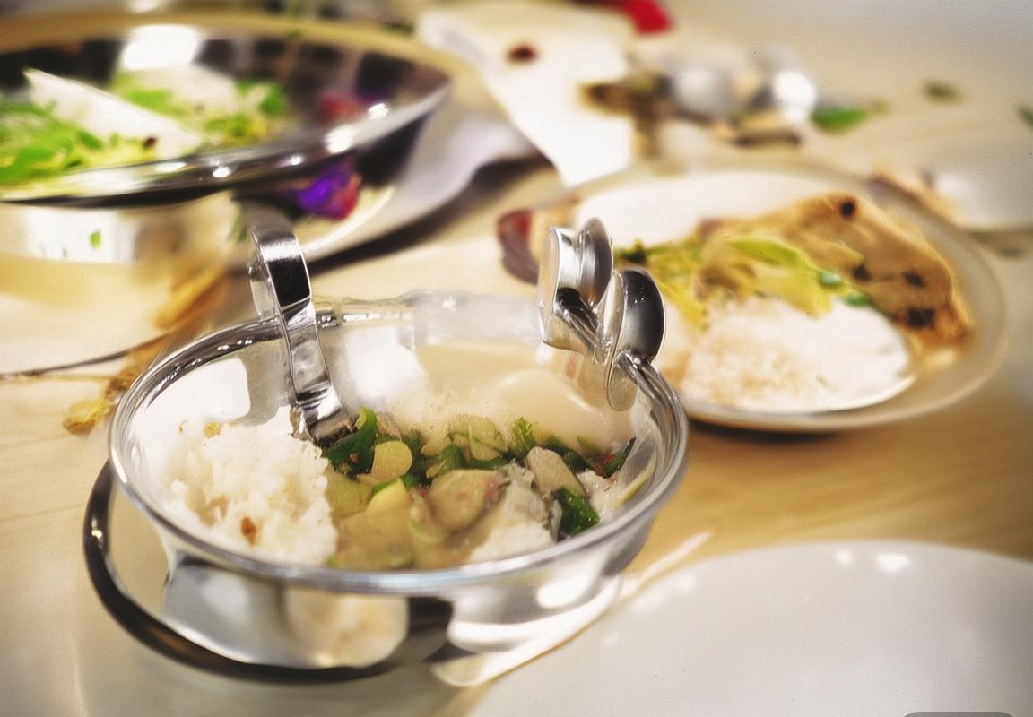 莱昂·格雷茨卡：从德甲新星到国家队核心的成长之路(图3)