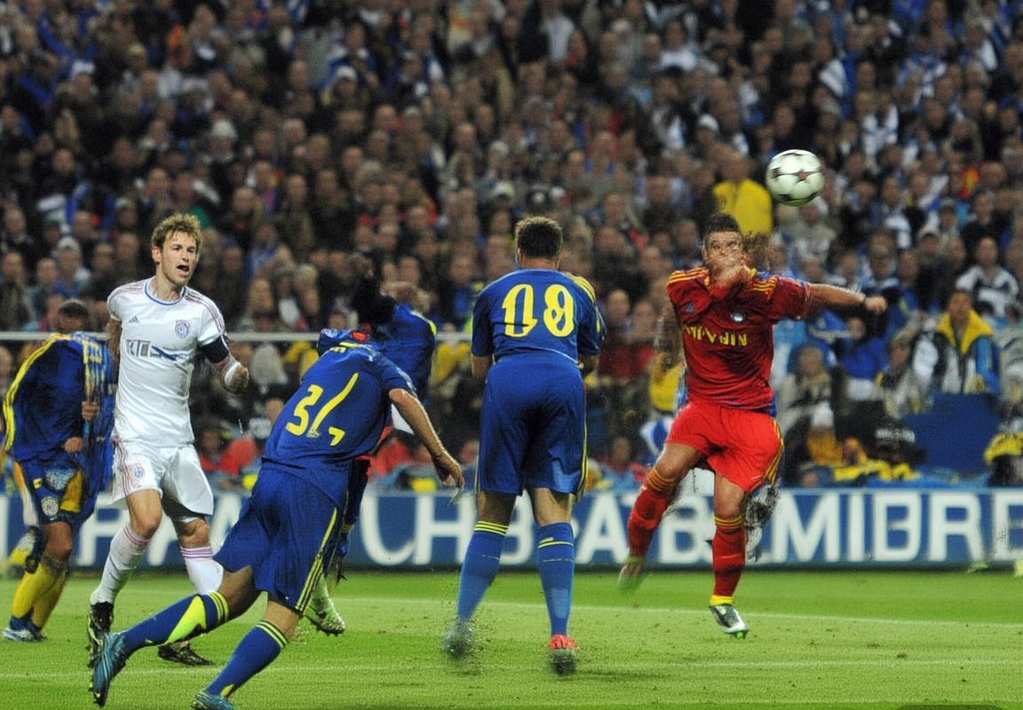 2012欧冠决赛：切尔西逆袭拜仁夺冠全记录